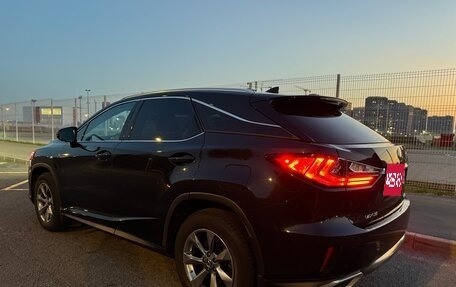 Lexus RX IV рестайлинг, 2018 год, 4 500 000 рублей, 7 фотография
