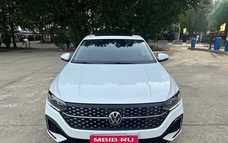 Volkswagen Lavida, 2023 год, 1 000 001 рублей, 2 фотография