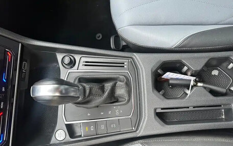 Volkswagen Lavida, 2023 год, 1 000 001 рублей, 16 фотография