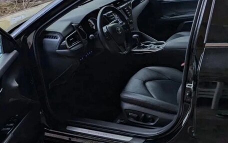 Toyota Camry, 2021 год, 3 175 000 рублей, 4 фотография