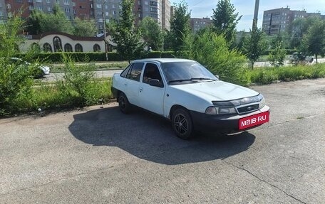 Daewoo Nexia I рестайлинг, 2001 год, 110 000 рублей, 4 фотография