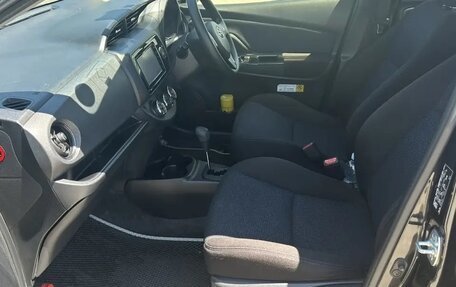 Toyota Vitz, 2016 год, 999 000 рублей, 18 фотография