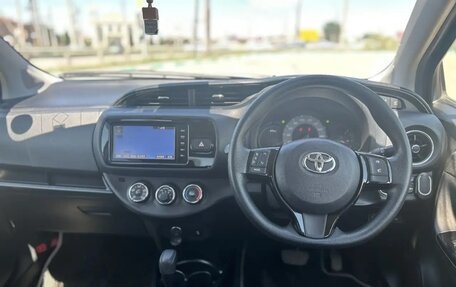 Toyota Vitz, 2016 год, 999 000 рублей, 22 фотография