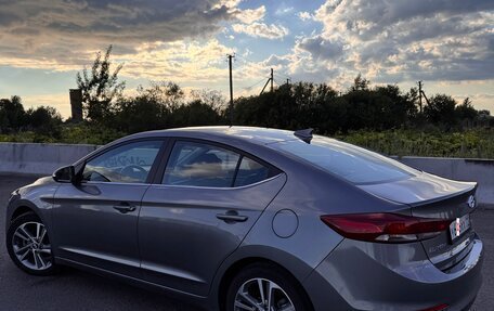 Hyundai Elantra VI рестайлинг, 2018 год, 1 850 000 рублей, 4 фотография