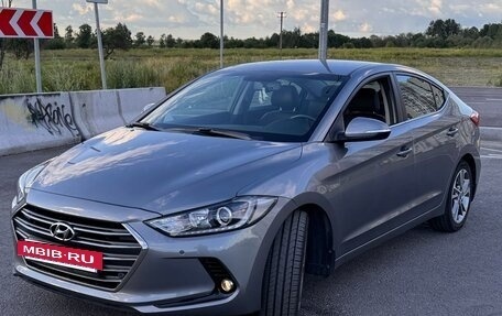 Hyundai Elantra VI рестайлинг, 2018 год, 1 850 000 рублей, 7 фотография