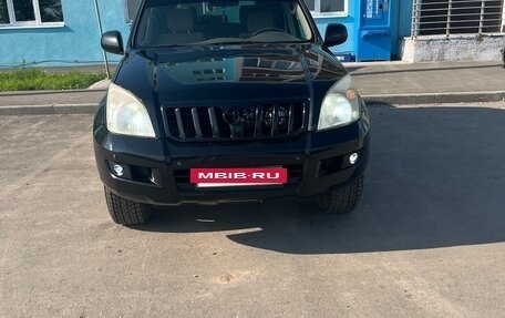Toyota Land Cruiser Prado 120 рестайлинг, 2007 год, 1 785 000 рублей, 2 фотография