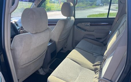 Toyota Land Cruiser Prado 120 рестайлинг, 2007 год, 1 785 000 рублей, 10 фотография