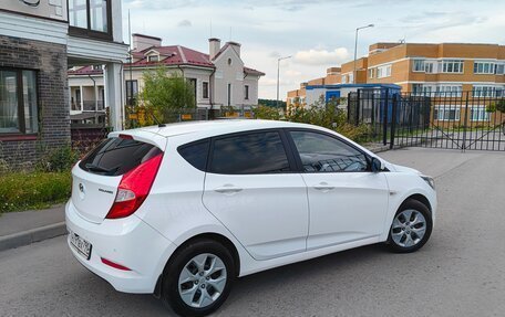 Hyundai Solaris II рестайлинг, 2015 год, 960 000 рублей, 4 фотография