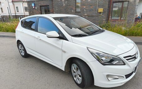 Hyundai Solaris II рестайлинг, 2015 год, 960 000 рублей, 3 фотография