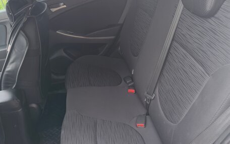 Hyundai Solaris II рестайлинг, 2015 год, 960 000 рублей, 11 фотография