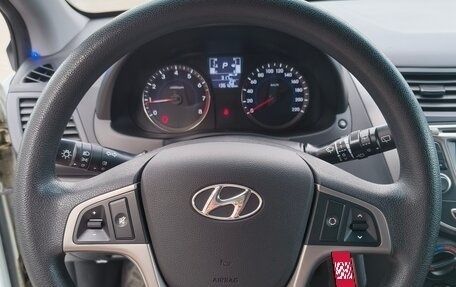 Hyundai Solaris II рестайлинг, 2015 год, 960 000 рублей, 7 фотография