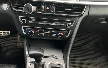 KIA Optima IV, 2018 год, 1 900 000 рублей, 10 фотография