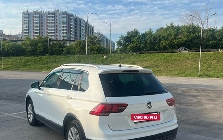Volkswagen Tiguan II, 2017 год, 2 200 000 рублей, 4 фотография