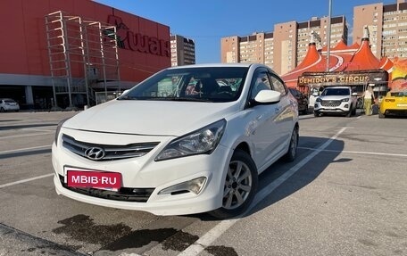 Hyundai Solaris II рестайлинг, 2016 год, 1 000 000 рублей, 1 фотография