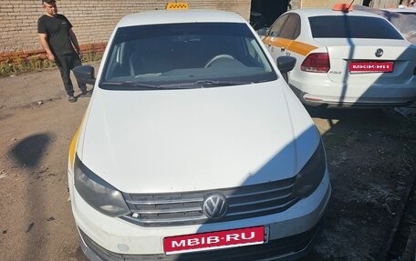 Volkswagen Polo VI (EU Market), 2018 год, 550 000 рублей, 1 фотография