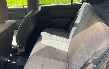 Renault Sandero I, 2010 год, 400 000 рублей, 10 фотография