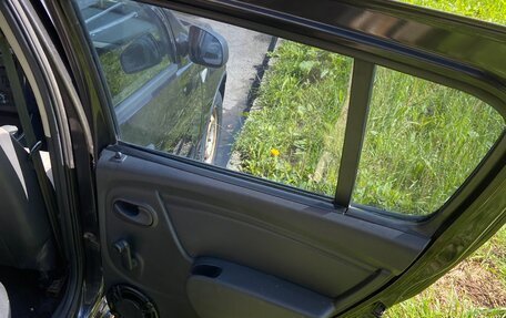 Renault Sandero I, 2010 год, 400 000 рублей, 11 фотография