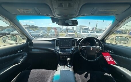 Toyota Crown, 2016 год, 2 600 000 рублей, 7 фотография