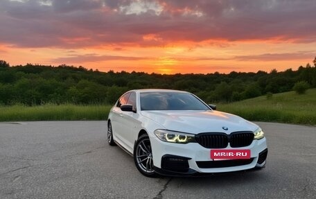 BMW 5 серия, 2019 год, 3 680 000 рублей, 2 фотография