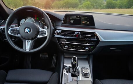 BMW 5 серия, 2019 год, 3 680 000 рублей, 8 фотография