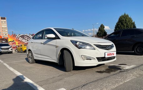 Hyundai Solaris II рестайлинг, 2016 год, 1 000 000 рублей, 2 фотография