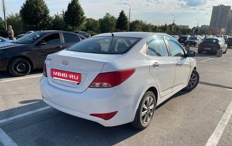 Hyundai Solaris II рестайлинг, 2016 год, 1 000 000 рублей, 5 фотография