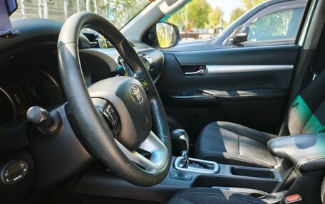 Toyota Hilux VIII, 2015 год, 3 100 000 рублей, 5 фотография