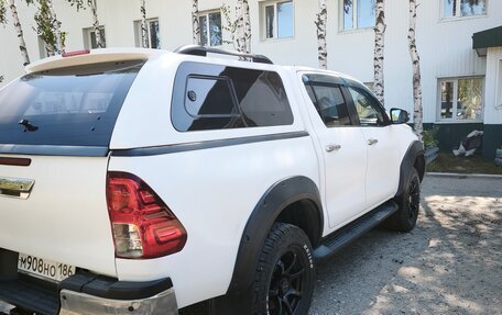 Toyota Hilux VIII, 2015 год, 3 100 000 рублей, 11 фотография