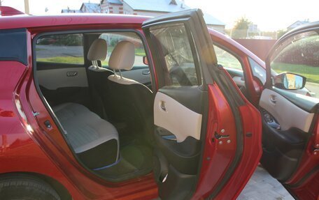 Nissan Leaf II, 2020 год, 2 200 000 рублей, 11 фотография