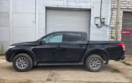Mitsubishi L200 IV рестайлинг, 2017 год, 1 950 000 рублей, 6 фотография