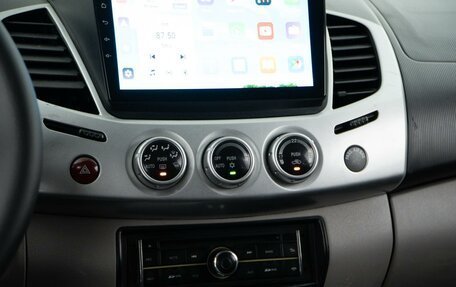 Mitsubishi L200 IV рестайлинг, 2011 год, 1 183 444 рублей, 13 фотография