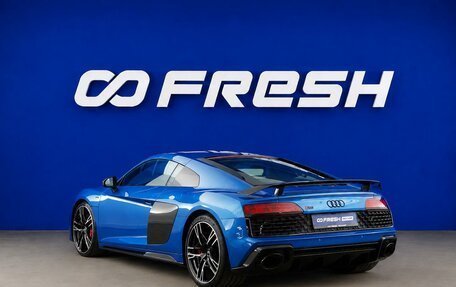 Audi R8, 2021 год, 18 299 434 рублей, 2 фотография
