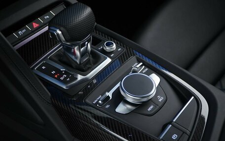 Audi R8, 2021 год, 18 299 434 рублей, 15 фотография