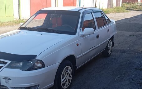 Daewoo Nexia I рестайлинг, 2012 год, 250 000 рублей, 3 фотография