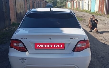 Daewoo Nexia I рестайлинг, 2012 год, 250 000 рублей, 4 фотография