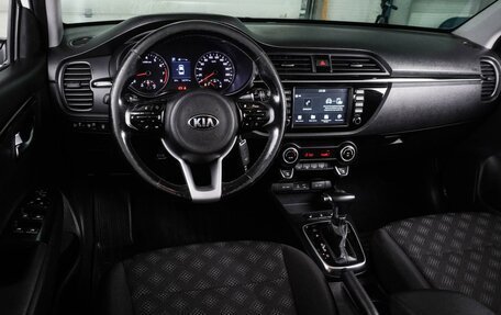 KIA Rio IV, 2018 год, 1 349 000 рублей, 6 фотография