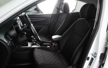 KIA Rio IV, 2018 год, 1 349 000 рублей, 10 фотография