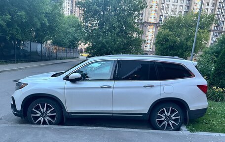 Honda Pilot III рестайлинг, 2020 год, 4 950 000 рублей, 4 фотография