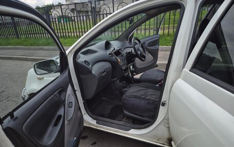 Toyota Vitz, 2003 год, 255 000 рублей, 12 фотография
