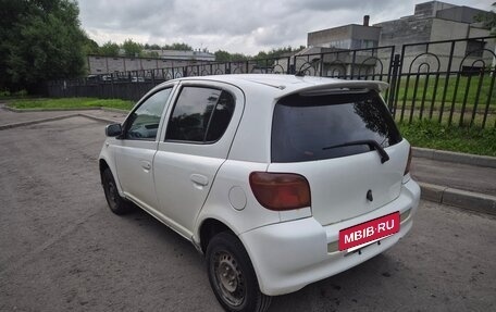 Toyota Vitz, 2003 год, 255 000 рублей, 3 фотография