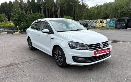 Volkswagen Polo VI (EU Market), 2016 год, 1 085 000 рублей, 2 фотография