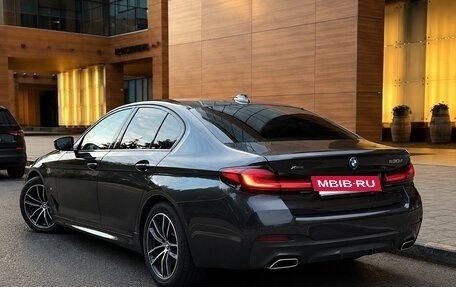 BMW 5 серия, 2022 год, 6 300 000 рублей, 2 фотография