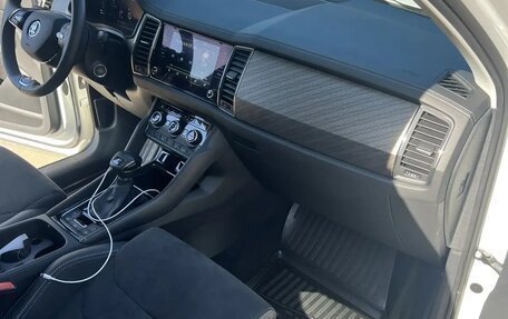 Skoda Kodiaq I, 2022 год, 3 800 000 рублей, 14 фотография