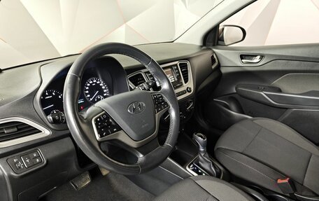 Hyundai Solaris II рестайлинг, 2019 год, 1 600 000 рублей, 19 фотография
