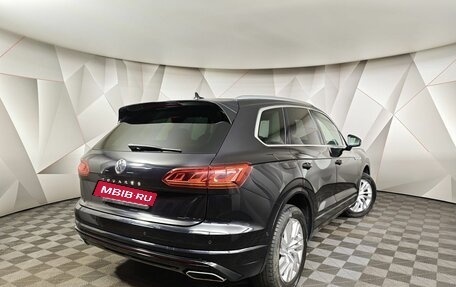 Volkswagen Touareg III, 2018 год, 3 900 000 рублей, 2 фотография