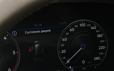 Volkswagen Touareg III, 2018 год, 3 900 000 рублей, 17 фотография
