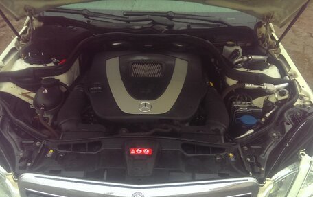 Mercedes-Benz E-Класс, 2010 год, 1 220 000 рублей, 6 фотография