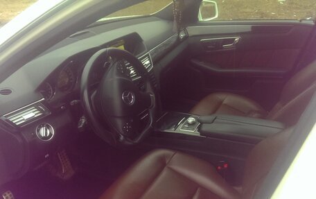 Mercedes-Benz E-Класс, 2010 год, 1 220 000 рублей, 7 фотография