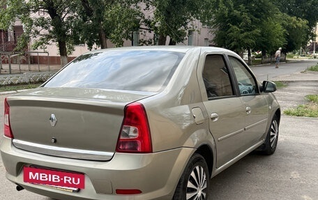 Renault Logan I, 2010 год, 570 000 рублей, 3 фотография