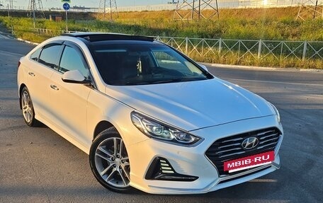 Hyundai Sonata VII, 2017 год, 2 100 000 рублей, 2 фотография